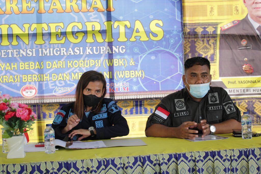 rudenim kupang datangkan penterjemah