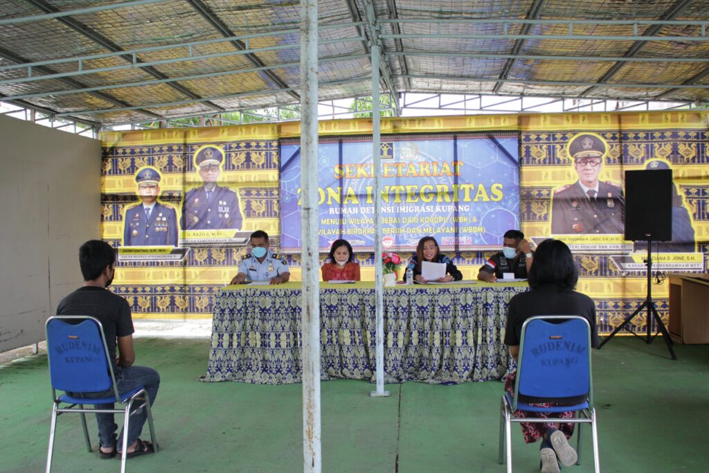 rudenim kupang datangkan penterjemah